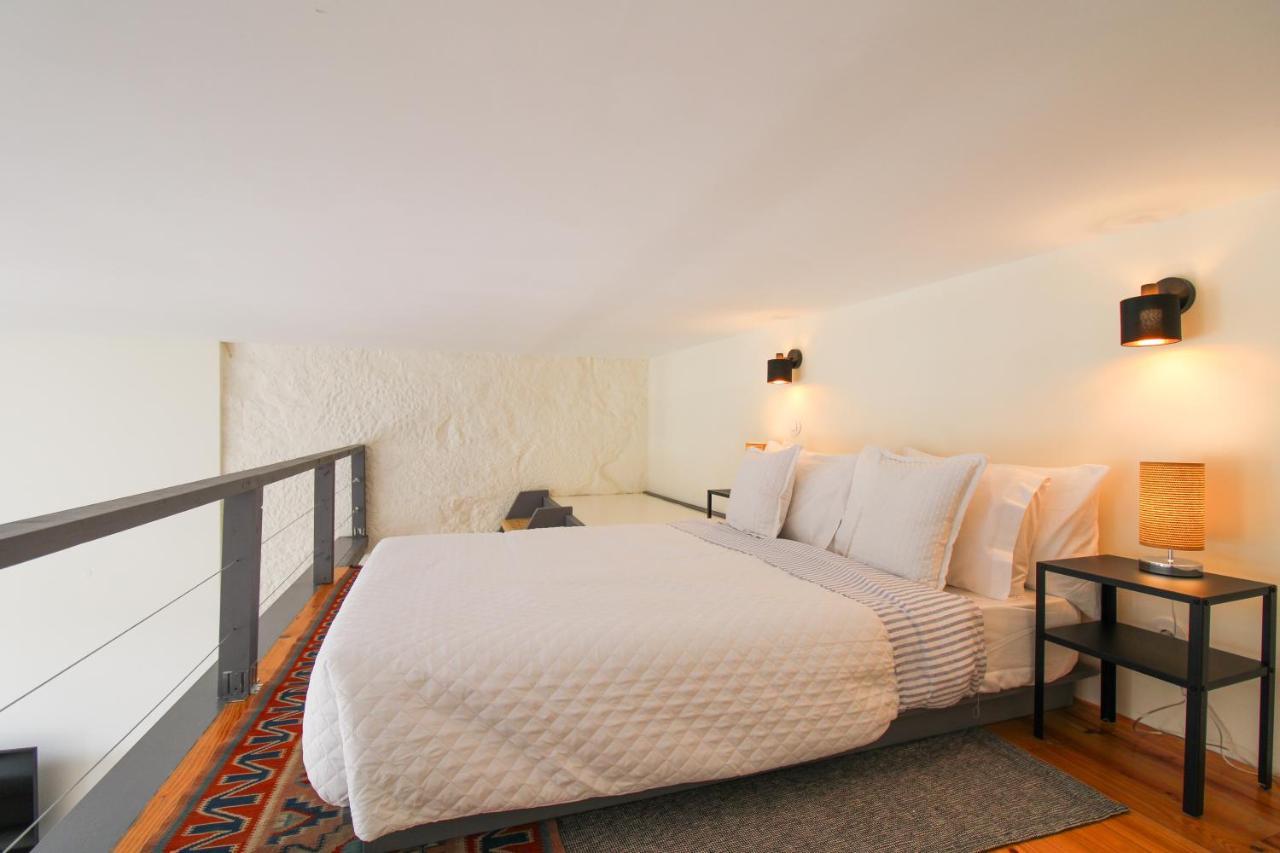 Cativo Mezzanine Loft Apartment Porto Luaran gambar