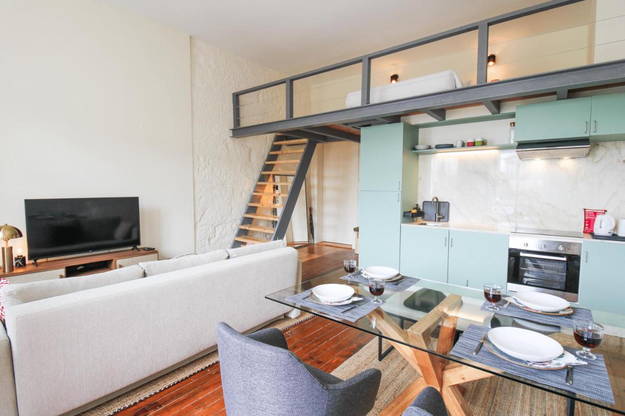 Cativo Mezzanine Loft Apartment Porto Luaran gambar